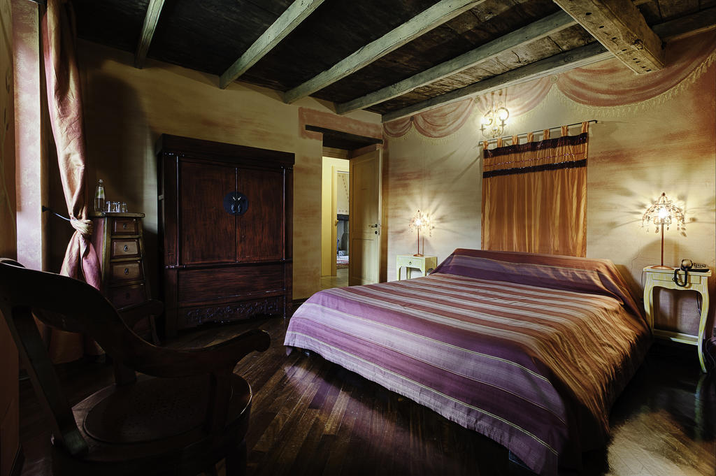 Borgo Casale Albareto (Parma) Quarto foto